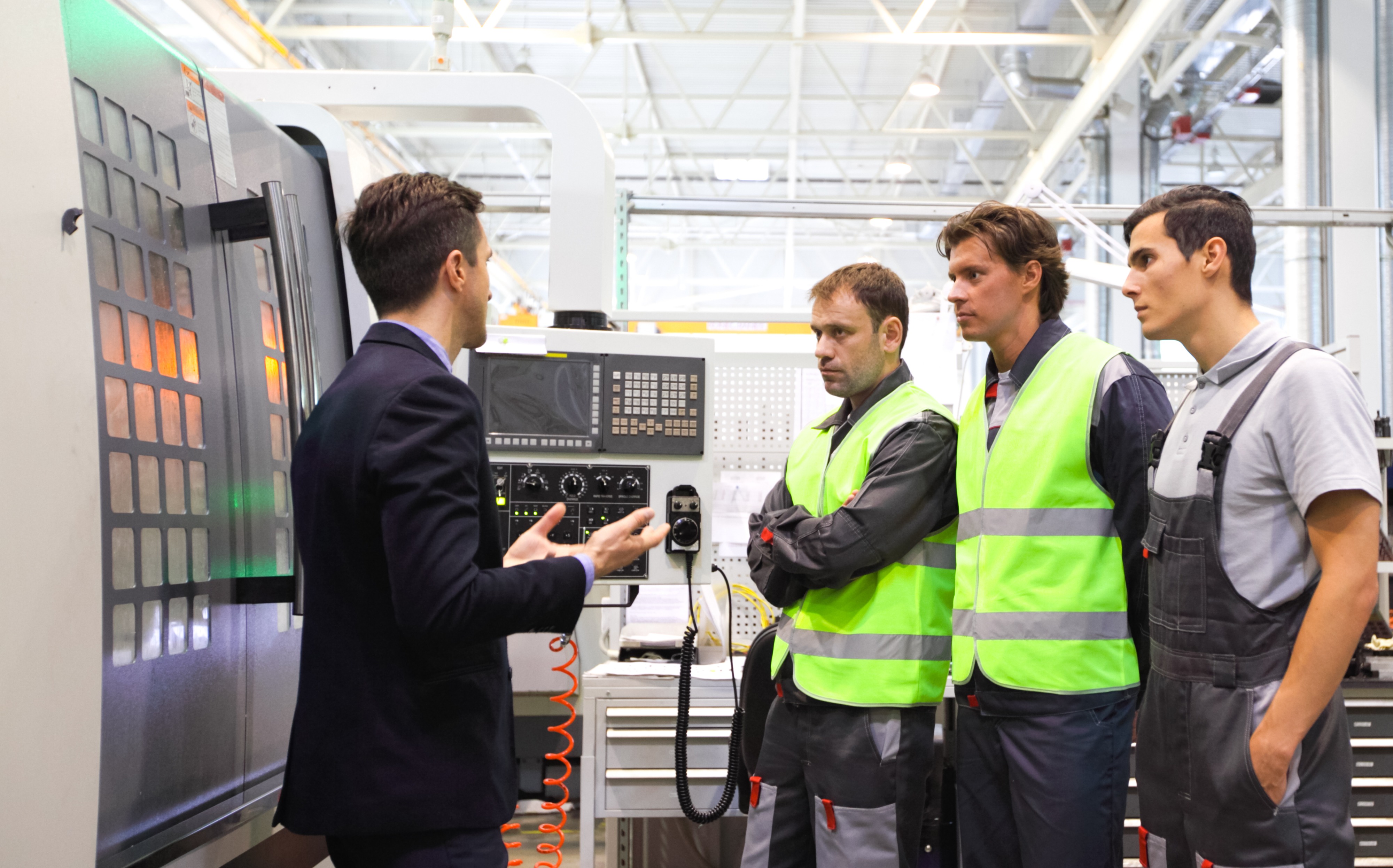 Verkauf von CNC-Drehmaschinen und Zubehör Verkauf von CNC-Drehmaschinen und Zubehör